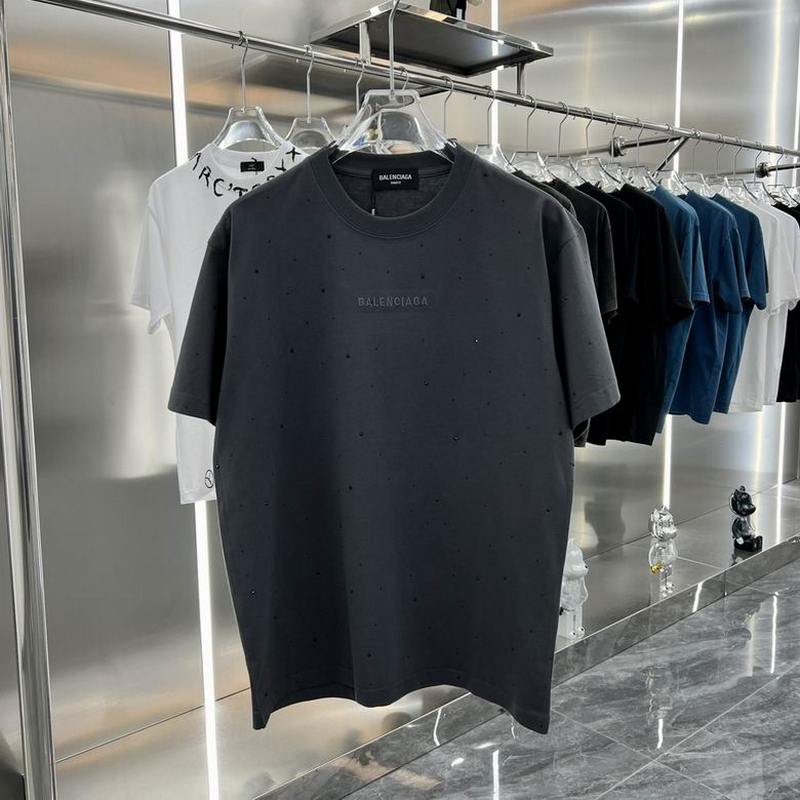 Balenciaga Men's T-shirts 107